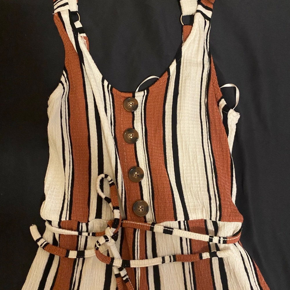 Romper - Picture 2 of 3